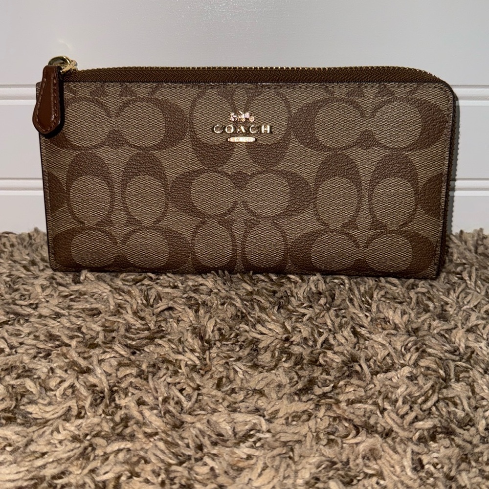 Coach Accordion Wallet